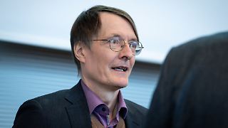 Lauterbach: Keine Sozialleistungen aus Sondervermögen