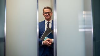 Linnemann will beim Regierungspersonal sparen