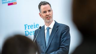 Dürr will's wie Lindner machen und benennt vor allem einen Gegner