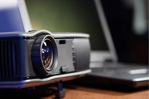 Full HD Mini-Beamer für 98 statt 199 Euro: Die Top-Deals am Mittwoch