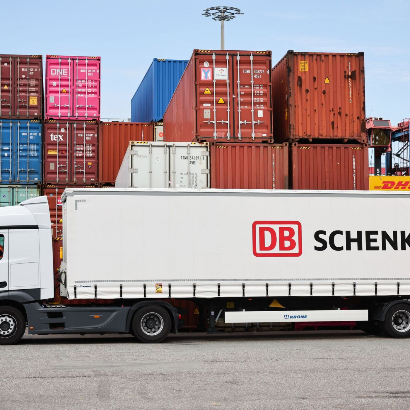Bahn-Tochter Schenker an dänischen Logistiker DSV verkauft