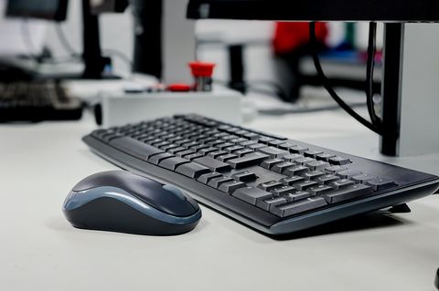 Logitech Tastatur und Maus (kabellos) für 21 statt 45 Euro: Die Top-Deals am Mittwoch