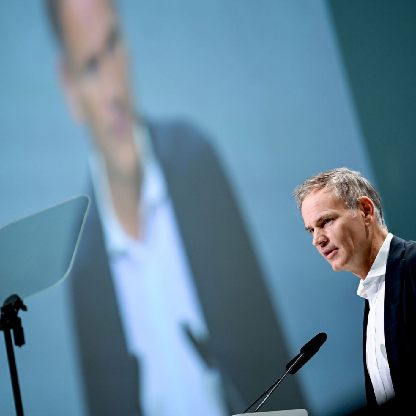 VW-Aktionäre fordern Blumes Rückzug von Porsche-Spitze