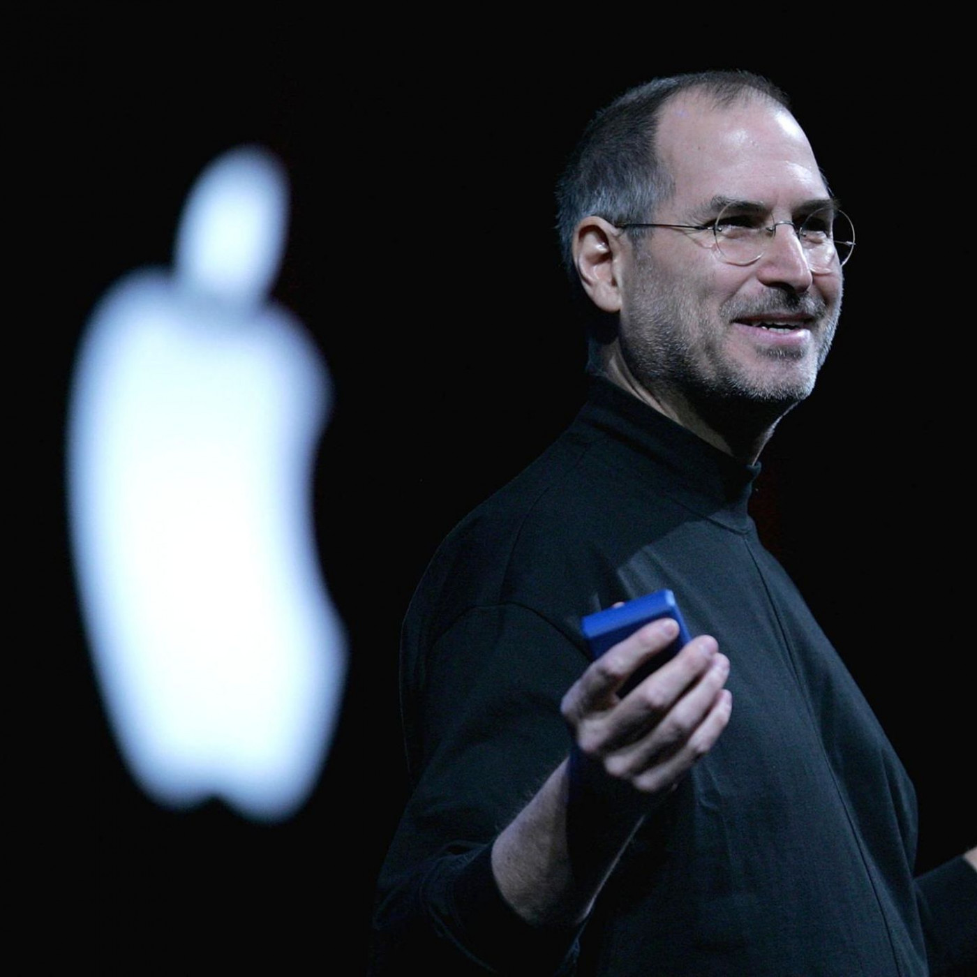 Apple schenkte allen Mitarbeitern ein exklusives Buch – jetzt landet es bei Ebay