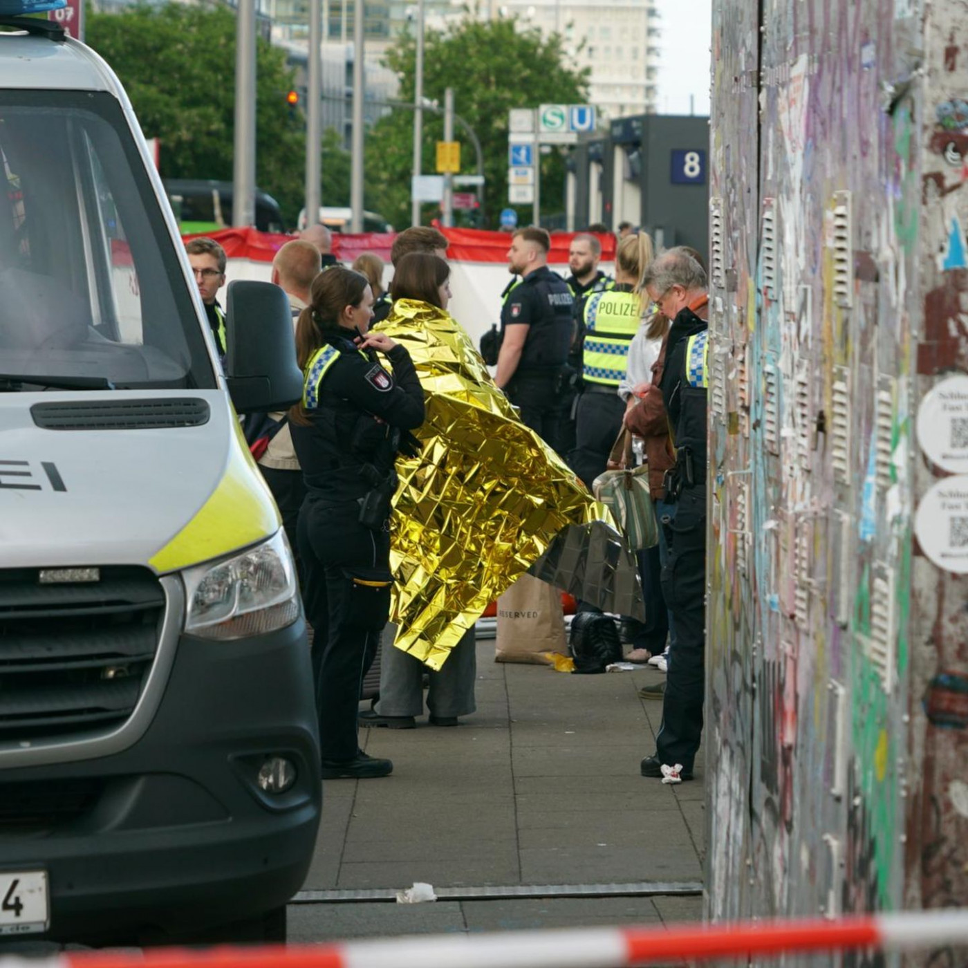 Ein Tschetschene und ein Syrer stoppten die Täterin am Hauptbahnhof