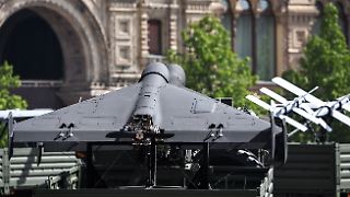 Afrikanische Frauen bauen Putins Kamikaze-Drohnen