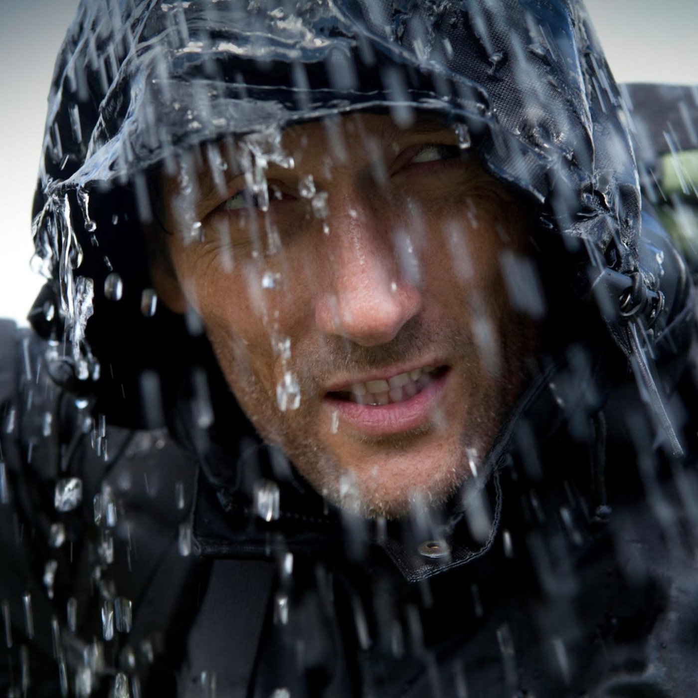 Perfekt für unterwegs: Regenjacke von Columbia mit Mega-Rabatt bei Amazon