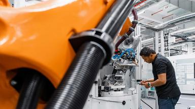 Immer weniger Beschäftigte arbeiten nach Tarif