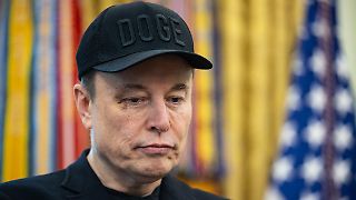 Elon Musk verabschiedet sich mit blauem Auge von Trump