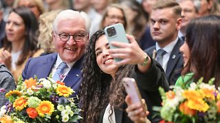 Zahl der Einbürgerungen steigt auf Rekordniveau