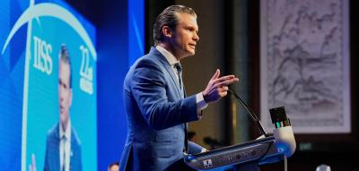 Hegseth warnt vor chinesischem Militäreinsatz und drängt zu höheren Verteidigungsausgaben