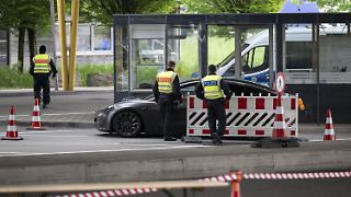 Merz beharrt auf Zurückweisungen an Grenzen