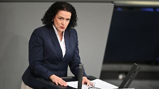 AfD-Politikerin muss "inakzeptablen" Post löschen