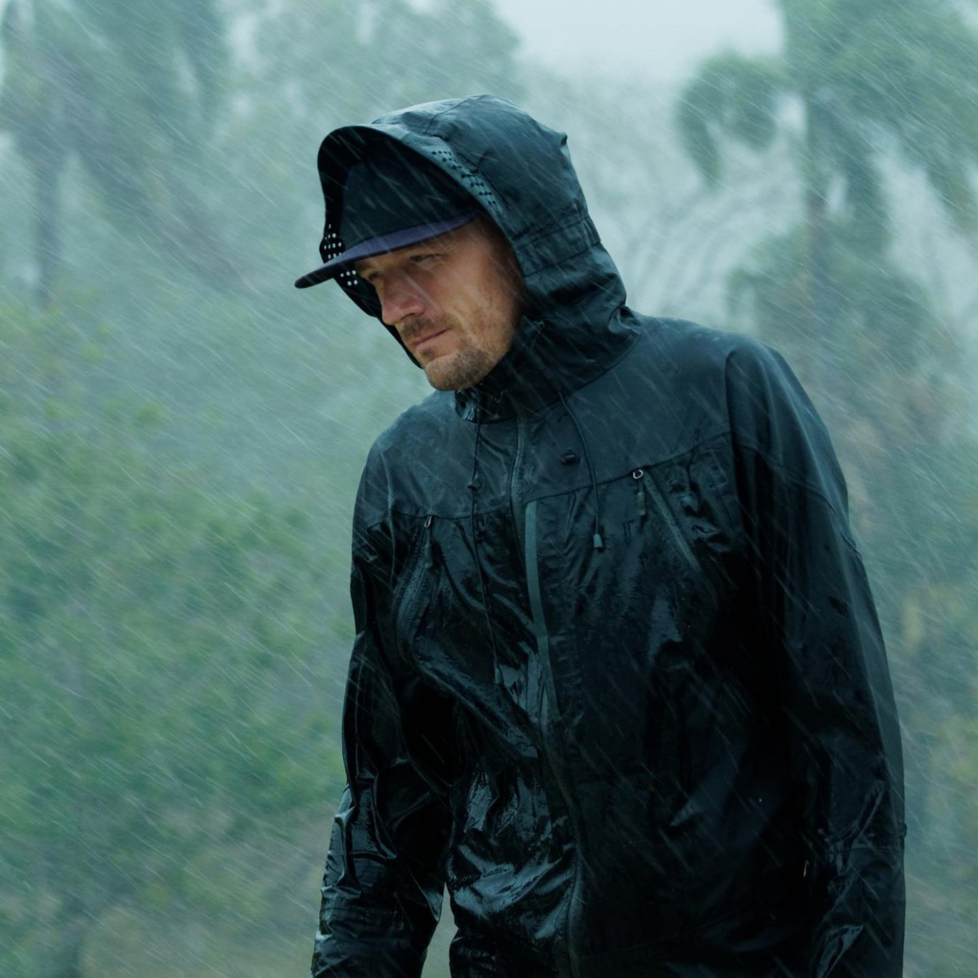 Perfekt für unterwegs: Regenjacke von Columbia mit Mega-Rabatt bei Amazon