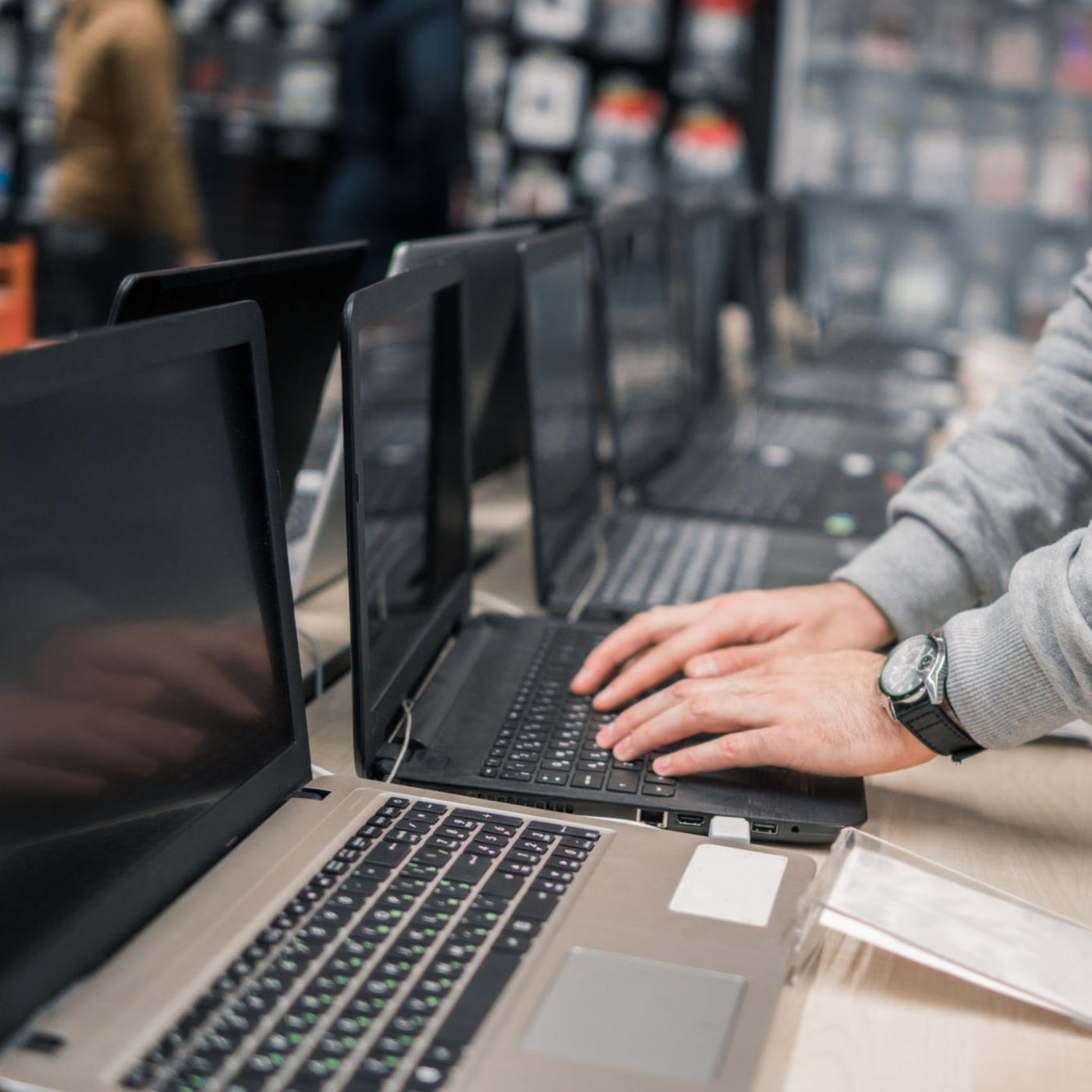 Laptop unter 500 Euro: Fünf preisgünstige Modelle im Vergleich
