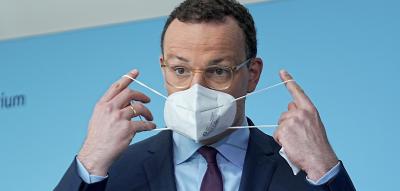 „Natürlich sind wir finanzielle Risiken eingegangen“ – Spahn verteidigt hohe Preise für Masken