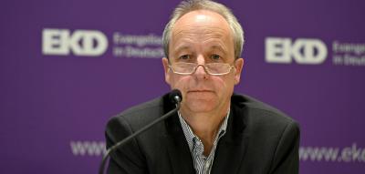 Berliner Bischof trifft sich mit zurückgewiesenen Somaliern