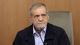Irans Präsident will "Angelegenheiten am Verhandlungstisch lösen"