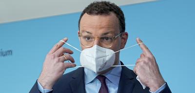 „Es war der gesundheitliche Kriegsfall“ – Spahn sieht Masken-Vorwürfe entkräftigt