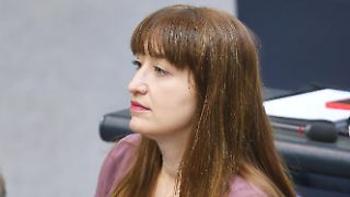 Reichinnek gibt Sitz im Geheimdienst-Gremium nicht auf
