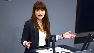 Reichinnek und AfD-Abgeordnete fallen bei Wahl durch