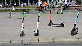 Verkehrsministerium will Parken von Leih-Scootern neu regeln