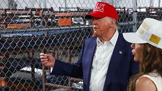 Trump verspottet Migranten in "Alligator Alcatraz"