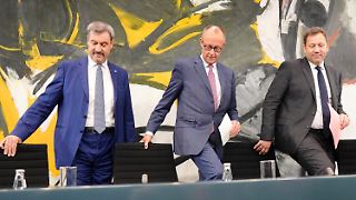 Stromsteuer und Mütterrente - Wirtschaft fühlt sich verschaukelt