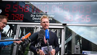 "Explodierende Zinsausgaben" beunruhigen Steuerzahlerbund