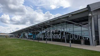 Londoner Flughafen bleibt vorübergehend geschlossen