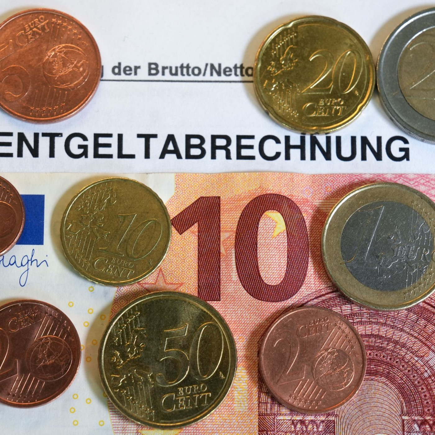 Neuer Mindestlohn hilft vor allem Frauen und Ostdeutschen