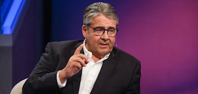 „Dann hat der Bundestag sich selbst kastriert“, warnt Gabriel