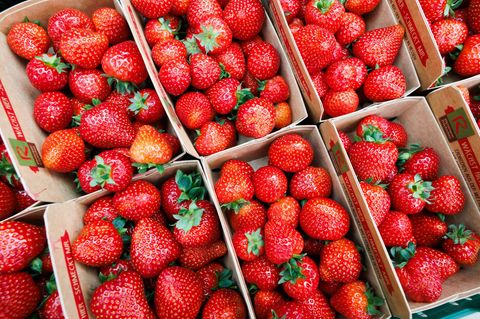 Mini-Ernten bei Erdbeeren und Spargel