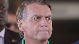 Brasiliens Ex-Präsident Bolsonaro trägt jetzt eine Fußfessel