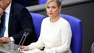 Grüne hadern mit Klöckners neuer Kleidungsregel