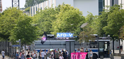 Störaktion gegen Weidel-Interview abgesprochen? Berliner Polizei widerspricht Aktivisten