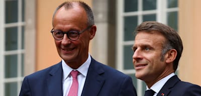 Merz deutet bei Treffen mit Macron mögliche Einigung im Zollstreit an