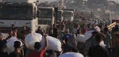 Israel startet mit Hilfslieferungen aus der Luft und will humanitären Korridor errichten