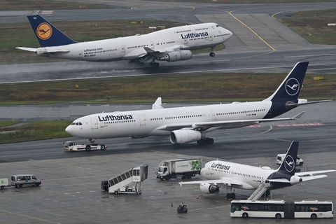 Lufthansa hält nach Gewinnsprung an Jahreszielen fest