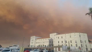 Grossflächiger Vegetationsbrand in Frankreich