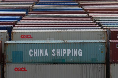 Chinas Exporte übertreffen Erwartungen