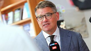 CDU-Ministerpräsident kritisiert Merz' Waffen-Entscheidung