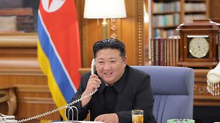 Kim Jong Un sagt Putin uneingeschränkte Unterstützung zu