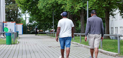 Asylleistungen als Kredit? „SPD weiß offenbar nicht, was im Grundgesetz steht“, giftet Linke