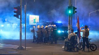Vucic-Regierung geht erneut mit Gewalt gegen Demonstranten vor