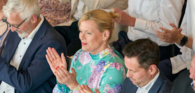„Unerträglich“ – Reichinnek legt Klöckner nach CDU-Sommerfest bei „Nius“-Sponsor Rücktritt nahe