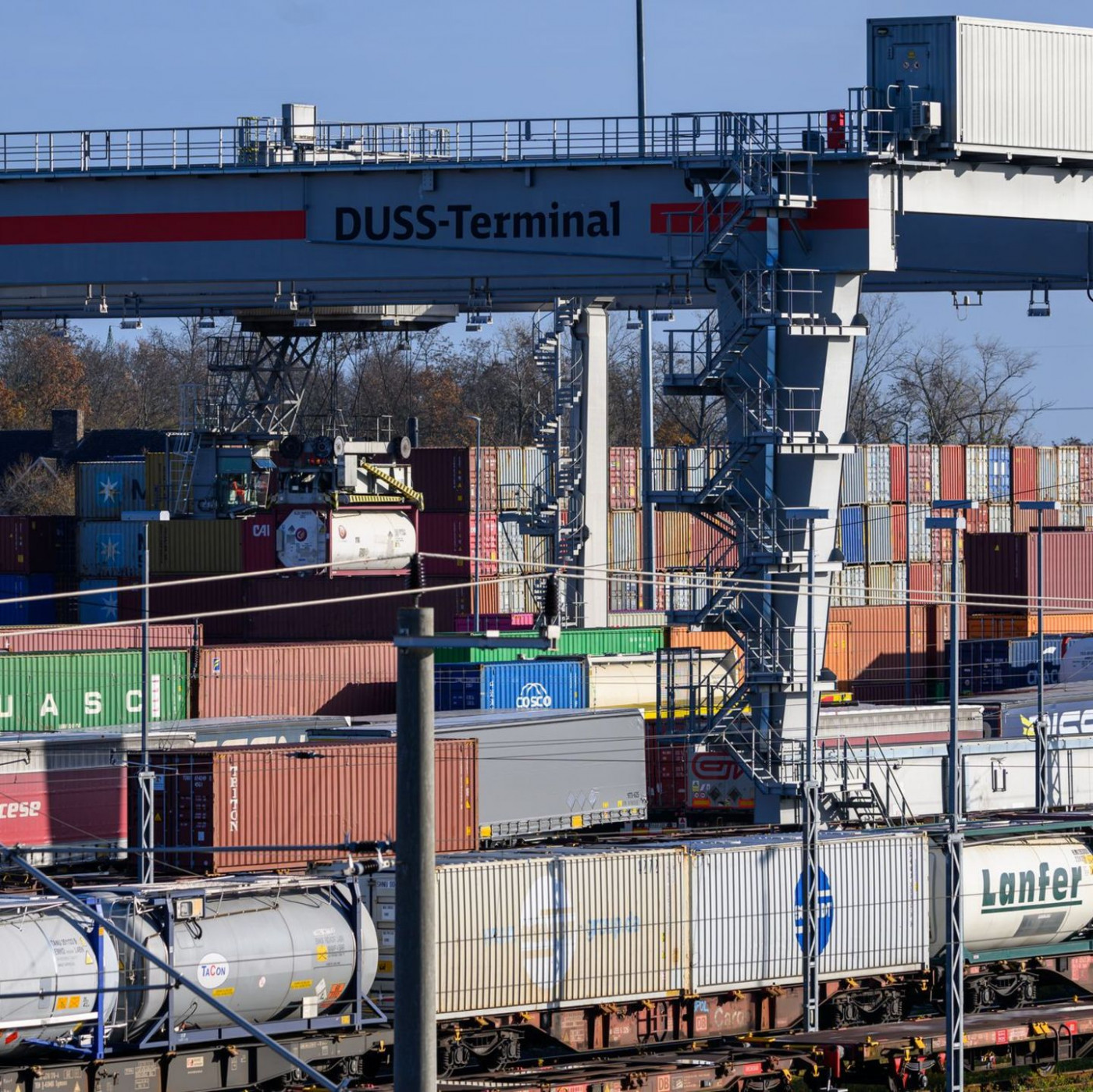 Jeder Vierte will mehr Tempo bei Infrastrukturausbau