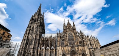 „Offene Feindseligkeit gegenüber Christentum“ – Kirche beklagt „verschärfte Dimension seit 2015“
