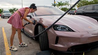 Porsche verzichtet auf eigene Batteriezellfertigung