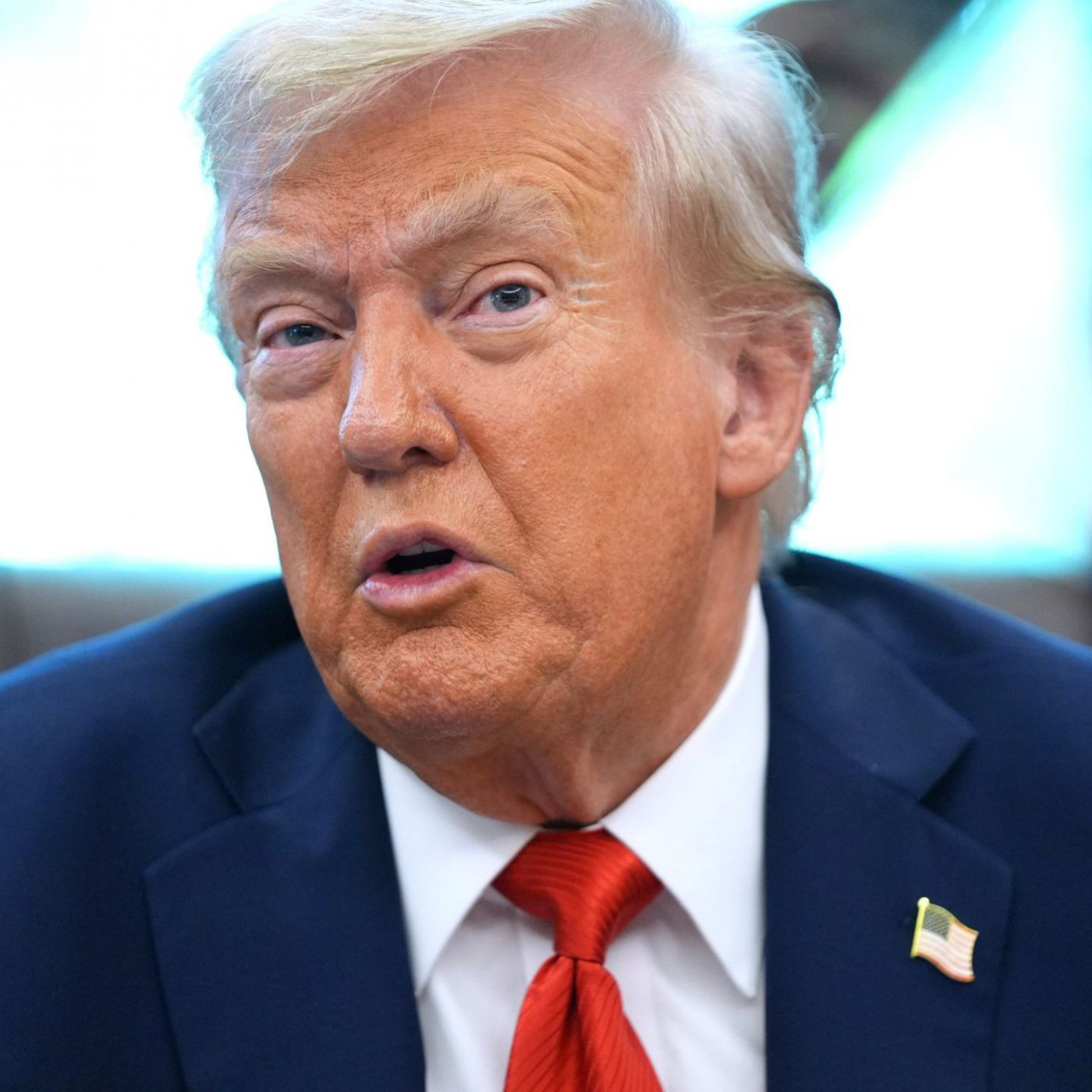 Machtkampf mit Notenbank - Trump: entlasse Vorstandsmitglied